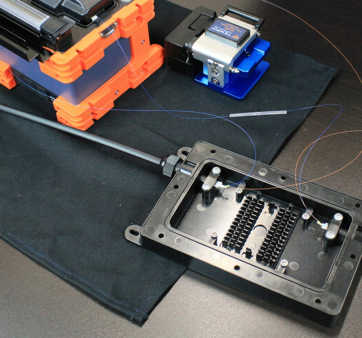 Drop Fiber Enclosure Kit (DFE)