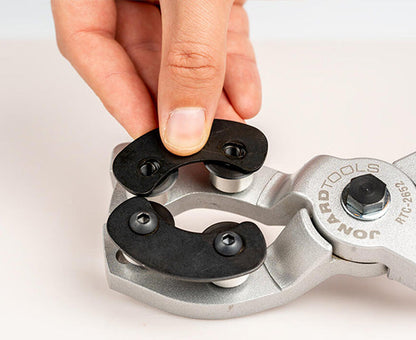 360° Rotary Duct & Tube Cutter, 26 - 40 mm | RTC-2640