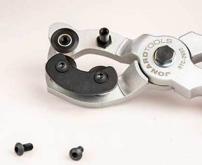 360° Rotary Duct & Tube Cutter, 26 - 40 mm | RTC-2640