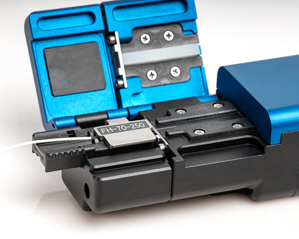 Handheld Thermal Stripper - TFS-100 - Inside view - Primus Cable Tools and Bulk Cable