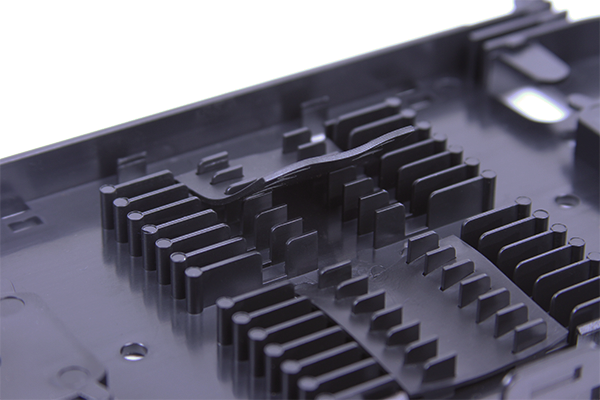 Fiber Splice Tray, 24 Single Fusion Splices, Plastic, 8.82" x 4.5" x 0.50"